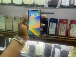 Apple iPhone X 64 GB White