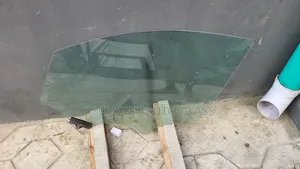 Hyundai Santafe 2020 Door Glass Available