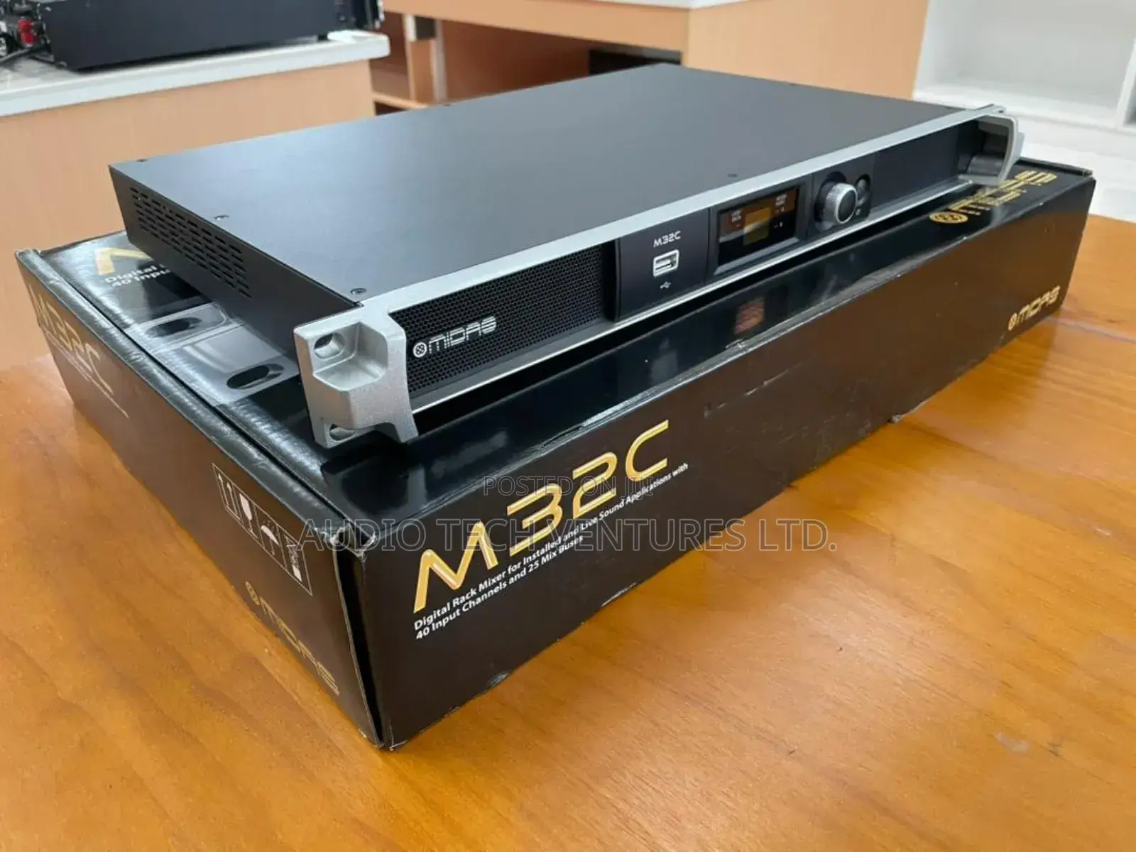 Midas M32c Digital Rack