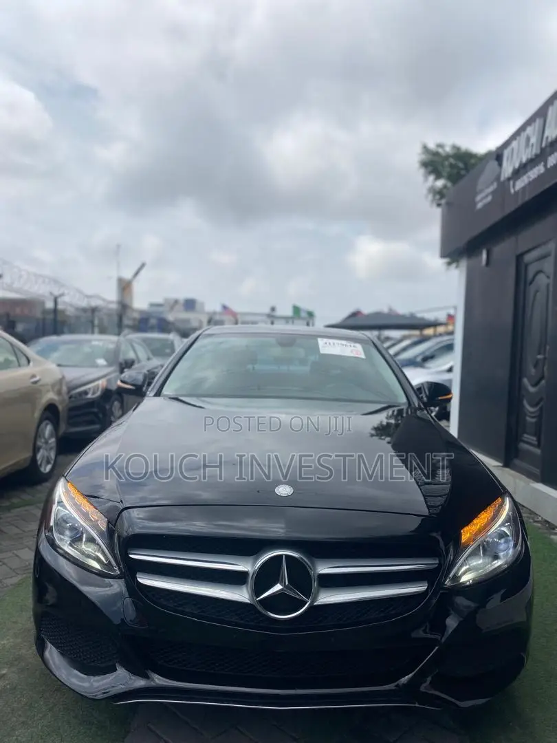 Mercedes-Benz C300 2015 Black