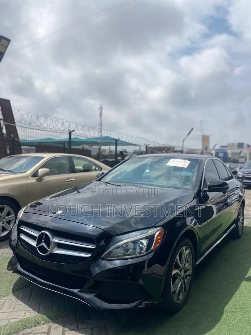 Mercedes-Benz C300 2015 Black