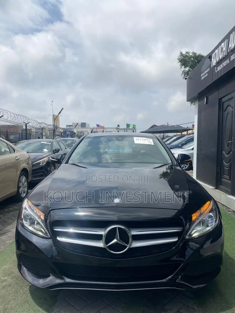 Mercedes-Benz C300 2015 Black