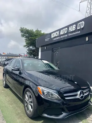 Mercedes-Benz C300 2015 Black