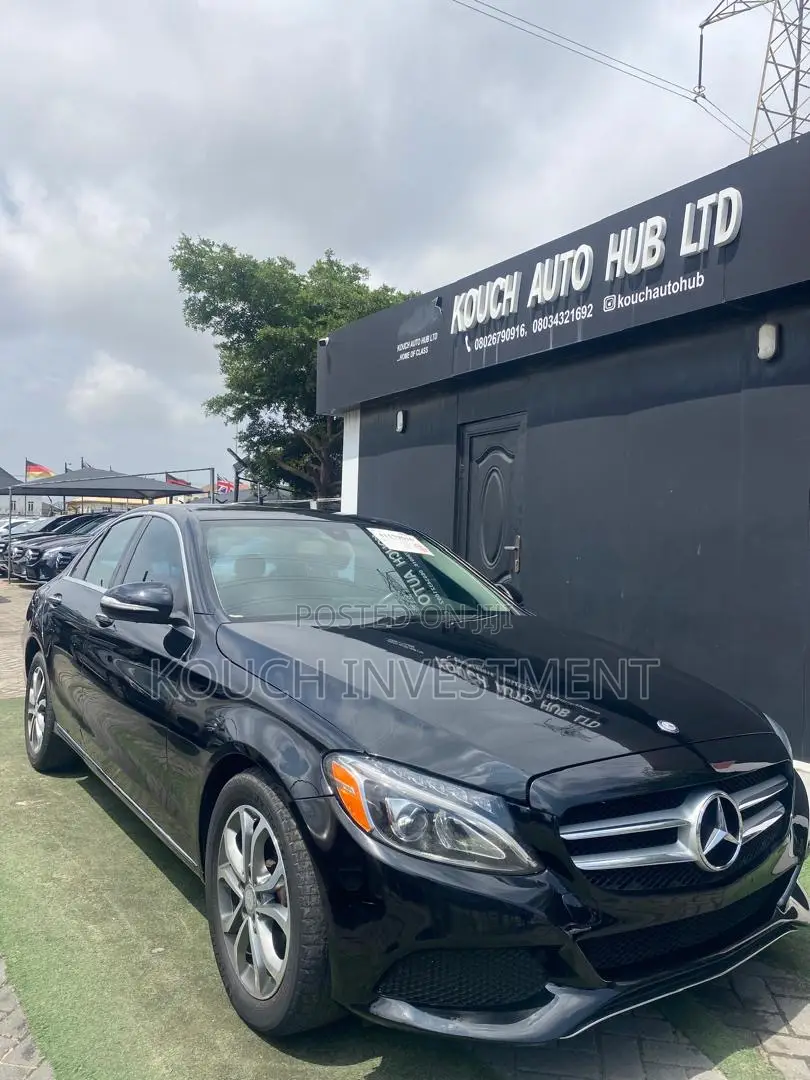 Mercedes-Benz C300 2015 Black