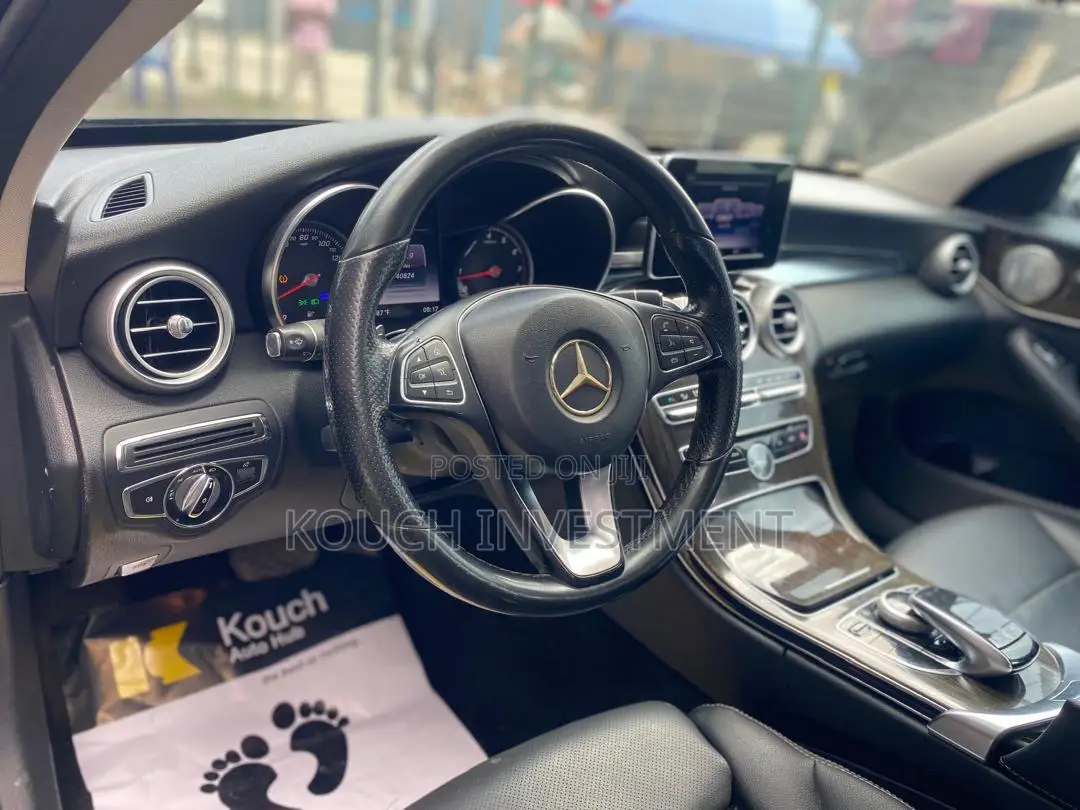 Mercedes-Benz C300 2015 Black
