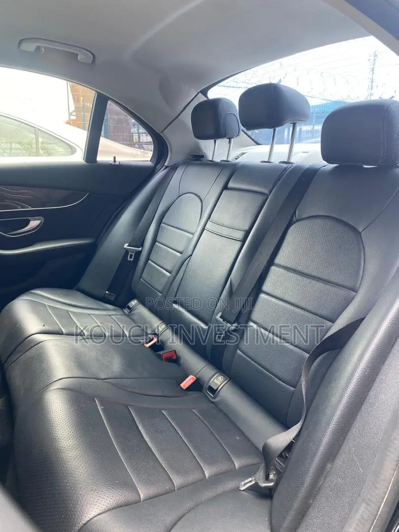 Mercedes-Benz C300 2015 Black