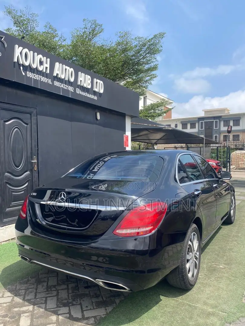 Mercedes-Benz C300 2015 Black