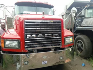 Mack Ch Red 1998