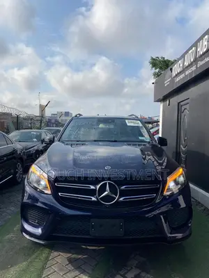 Mercedes-Benz GLE-Class 2018 Blue