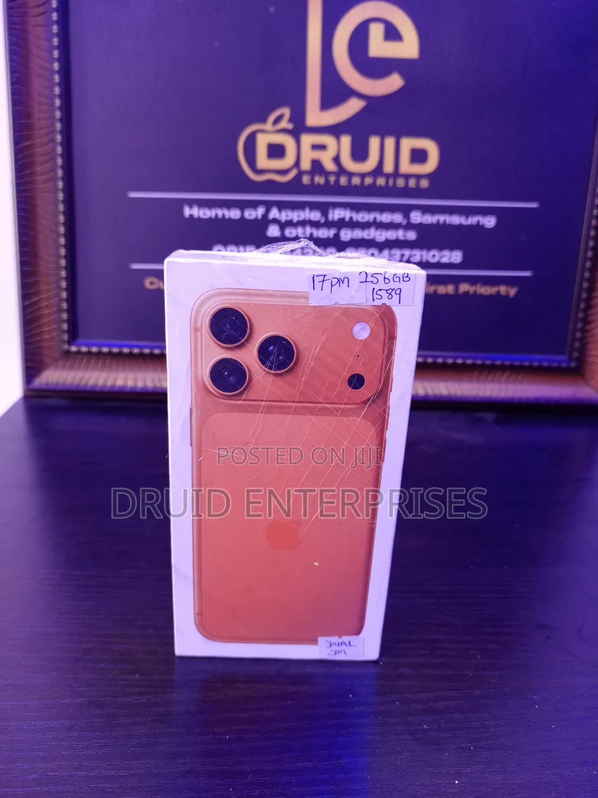 New Apple iPhone 17 Pro Max 256 GB Orange