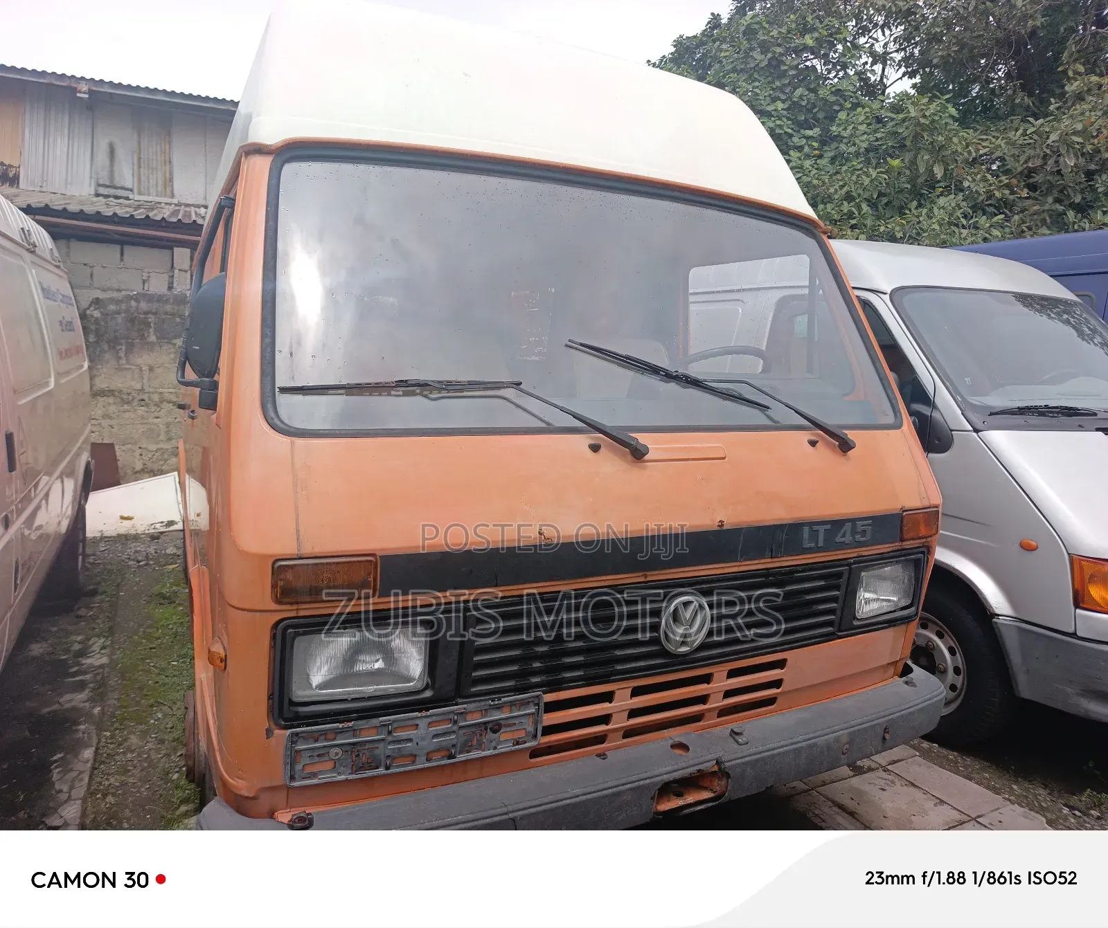 Volkswagen LT 2000 Orange