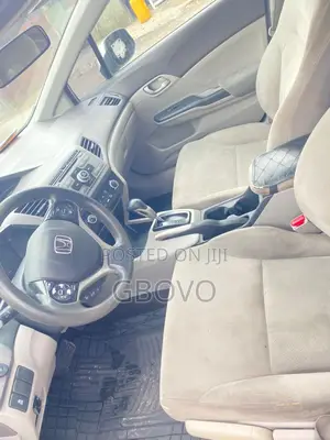 Honda Civic 1.8 3 Door Automatic 2012 Silver