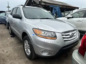 Hyundai Santa Fe 2011 Silver