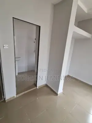 Furnished 2bdrm Block of Flats in Pacific Estate, Kubwa for rent