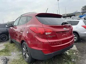 Hyundai Tucson 2016 Red