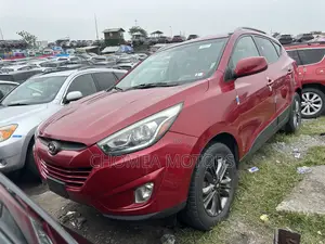 Hyundai Tucson 2016 Red