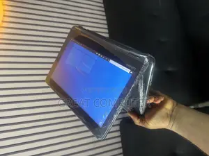 New Laptop Lenovo 300e 4GB Intel Celeron SSD 128GB