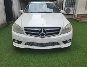 Mercedes-Benz C300 2010 White