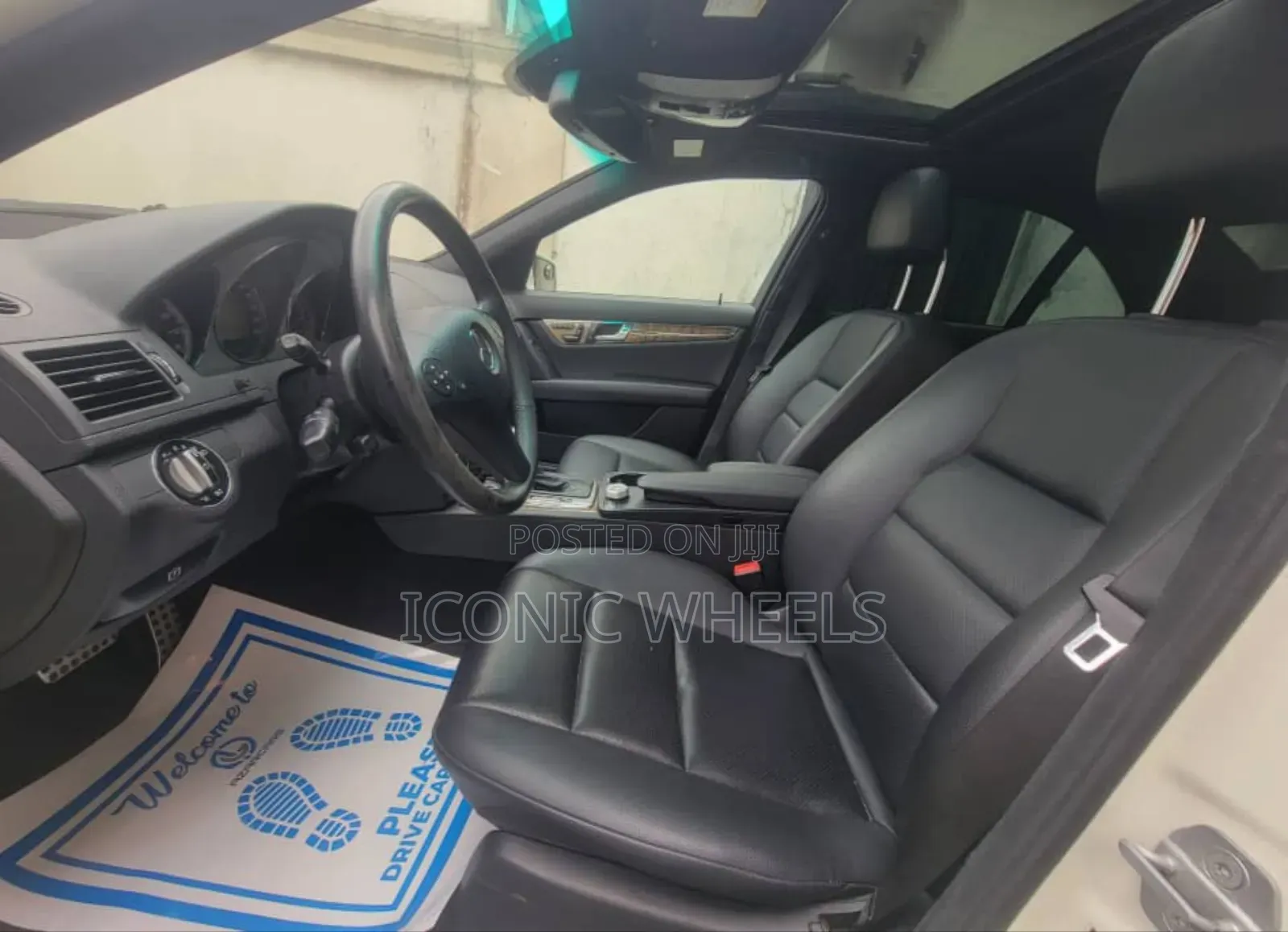 Mercedes-Benz C300 2010 White