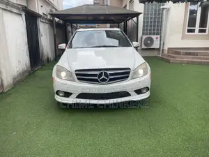 Mercedes-Benz C300 Luxury 4Matic Sedan AWD (3.0L 6cyl 7A) 2010 White