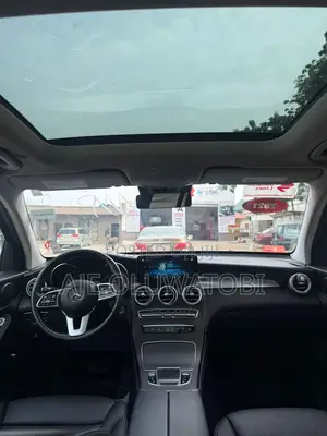 Mercedes-Benz GLC-Class 2021 Silver