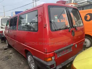 Volkswagen Transporter 2003 Red
