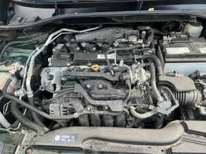 Toyota Corolla Cross 2.0 Petrol AWD 2022 Green