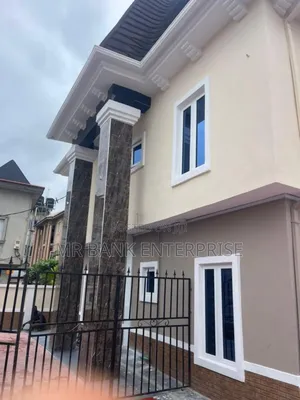 Mini Flat in Ago Palace for rent