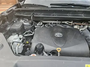 Toyota Highlander Platinum 2022 Gray
