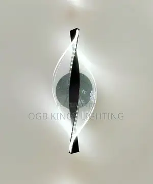 Led Light Luxury Gold/Black Acrylic Wall Sconce for Decorating Living