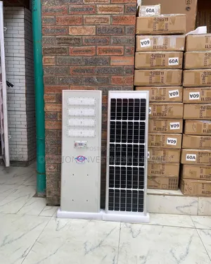100w Aemem Solar Street Light