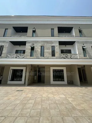 5bdrm Townhouse / Terrace in Ikoyi, Parkview Estate for rent