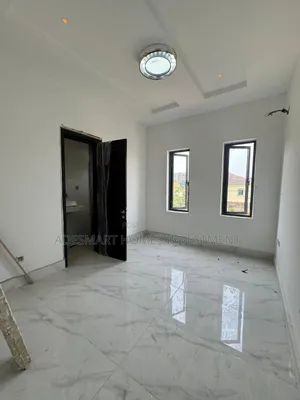 5bdrm Townhouse / Terrace in Ikoyi, Parkview Estate for rent