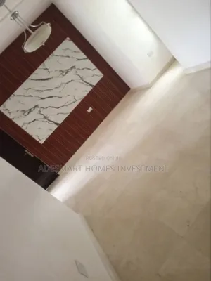 2bdrm Apartment in Off Freedom Way, Lekki Phase 1 for rent