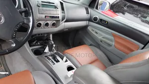 Toyota Tacoma Access Cab V6 2010 Silver