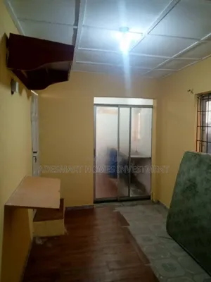 Mini Flat in Lekki Phase 1 for rent