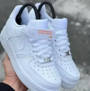 Nike Air Force 1