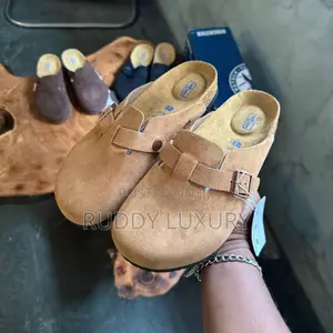 Birkenstock Boston Soft Footbed Suede Clogs – Mink/Tan Brown