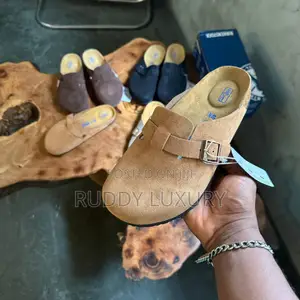 Birkenstock Boston Soft Footbed Suede Clogs – Mink/Tan Brown