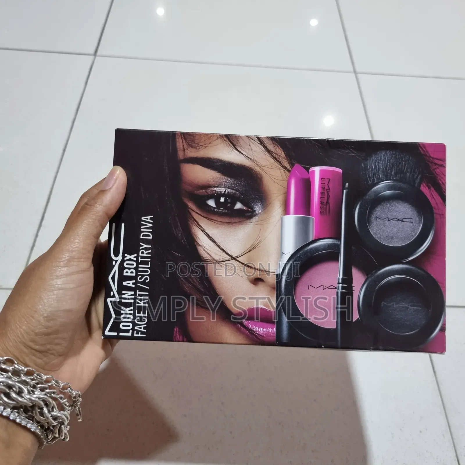Mac - Look In A Box