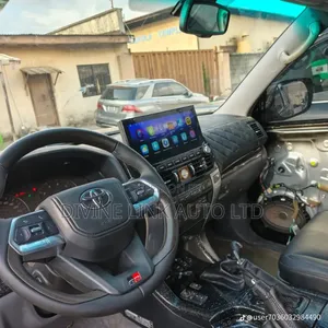 Upgrade Interior Land Cruiser Parado