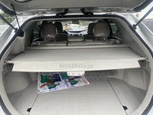 Toyota Venza V6 AWD 2011 Silver