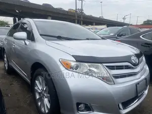 Toyota Venza V6 AWD 2011 Silver