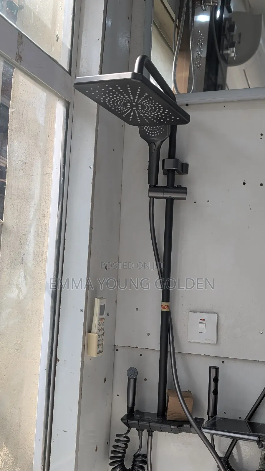 Pino Huma Standing Shower