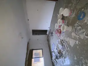 1bdrm Block of Flats in Via Brown Road, Aguda / Surulere for rent