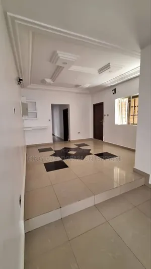 3bdrm Block of Flats in Lekki Phase 1 for rent
