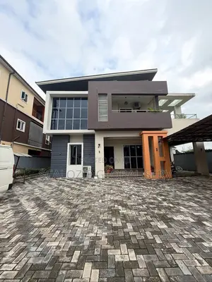 4bdrm Duplex in Woji Estate for sale