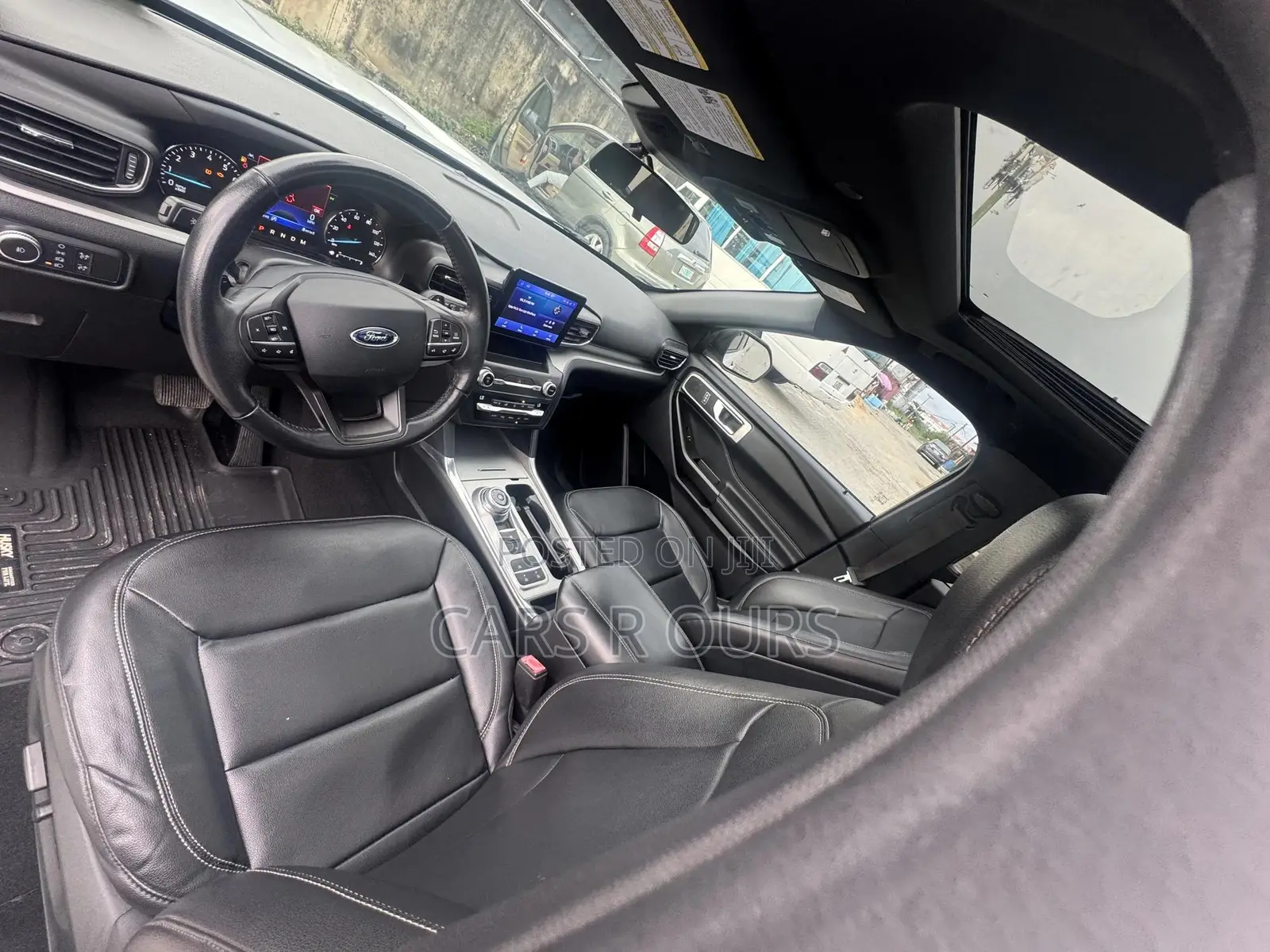 Ford Explorer 2020 White