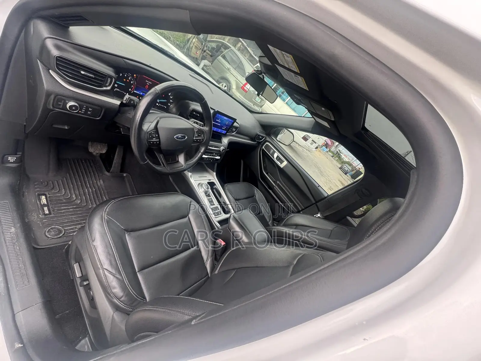 Ford Explorer 2020 White