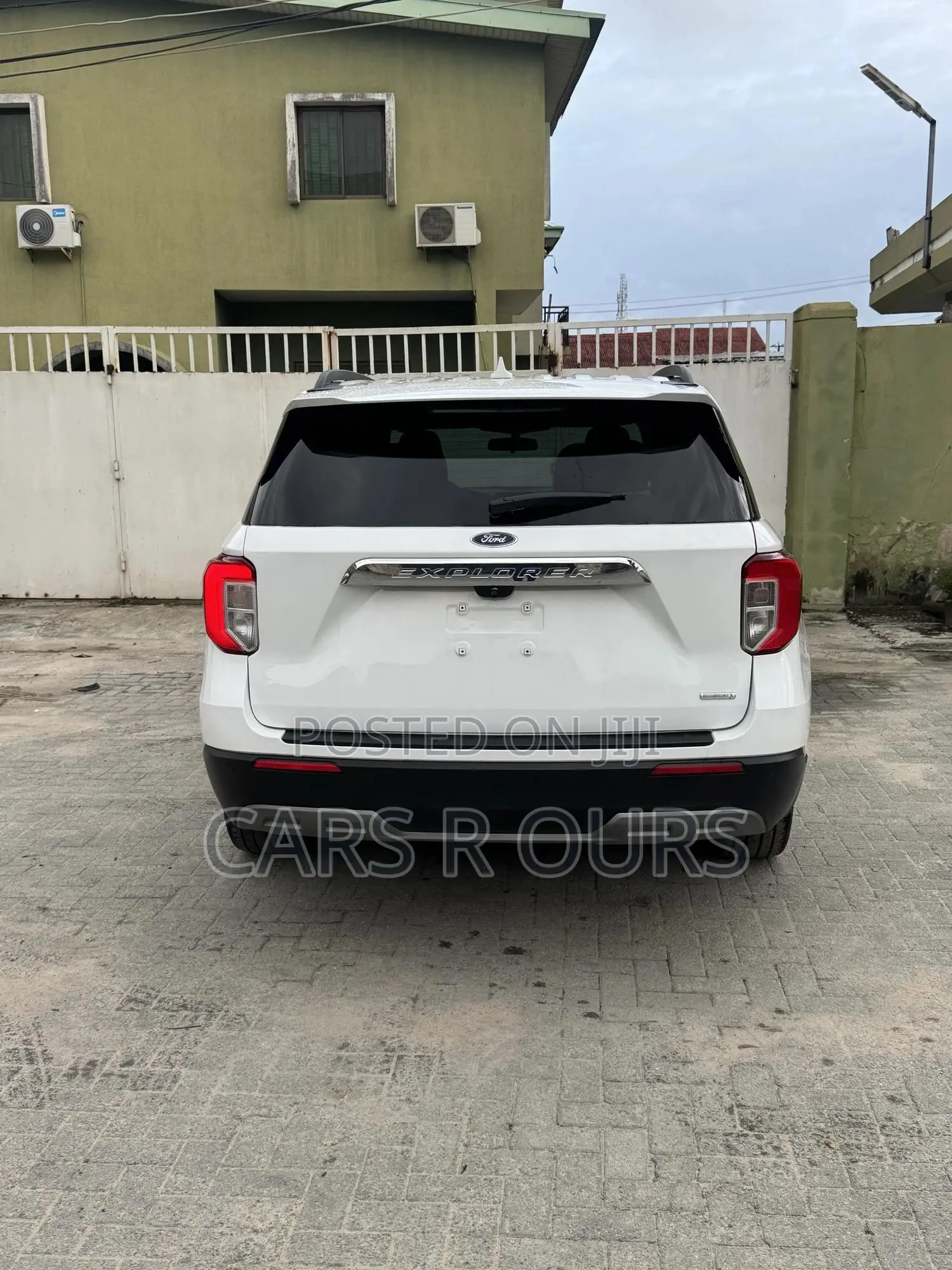 Ford Explorer 2020 White